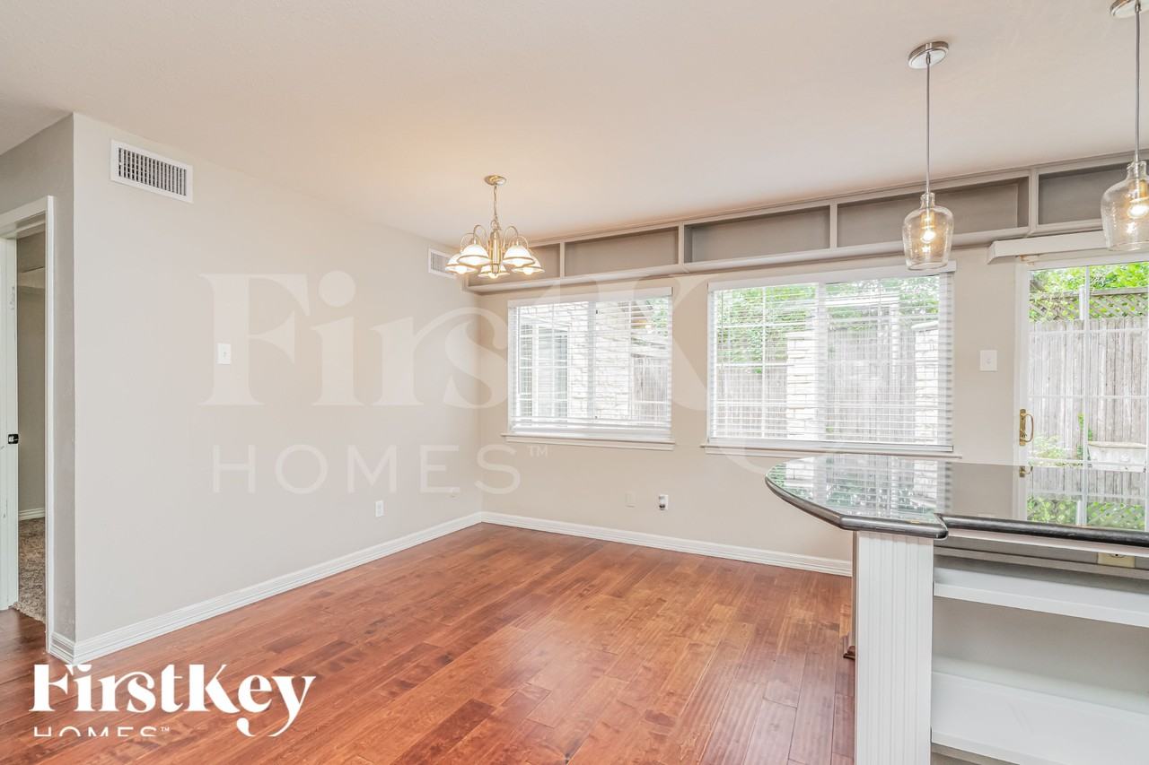 2014 Greencove Dr - Photo 5 of 18