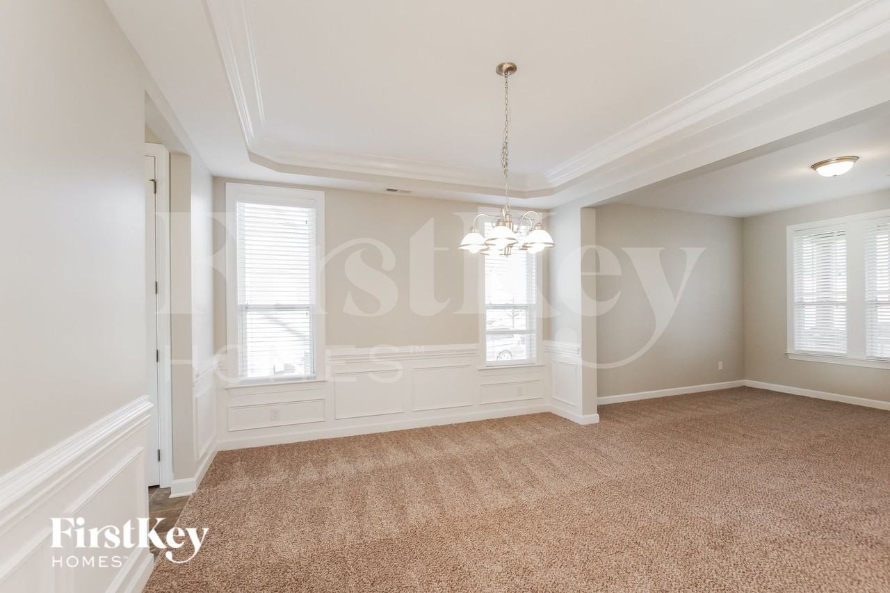 14516 Brotherly Ln - Photo 4 of 15