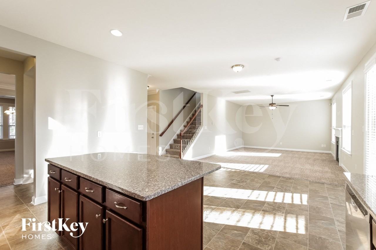 14516 Brotherly Ln - Photo 7 of 15