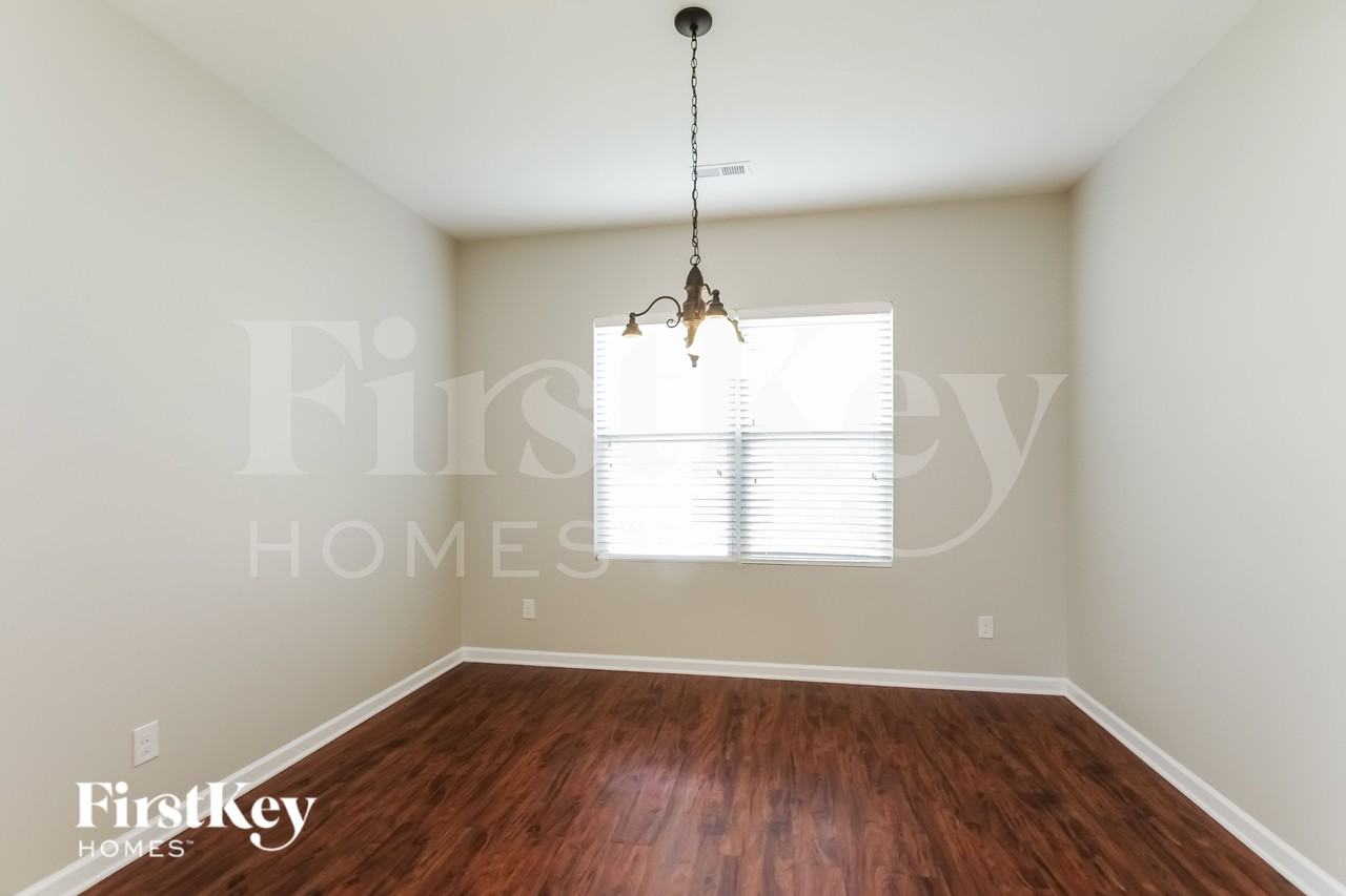 12429 Bending Branch Rd - Photo 3 of 15