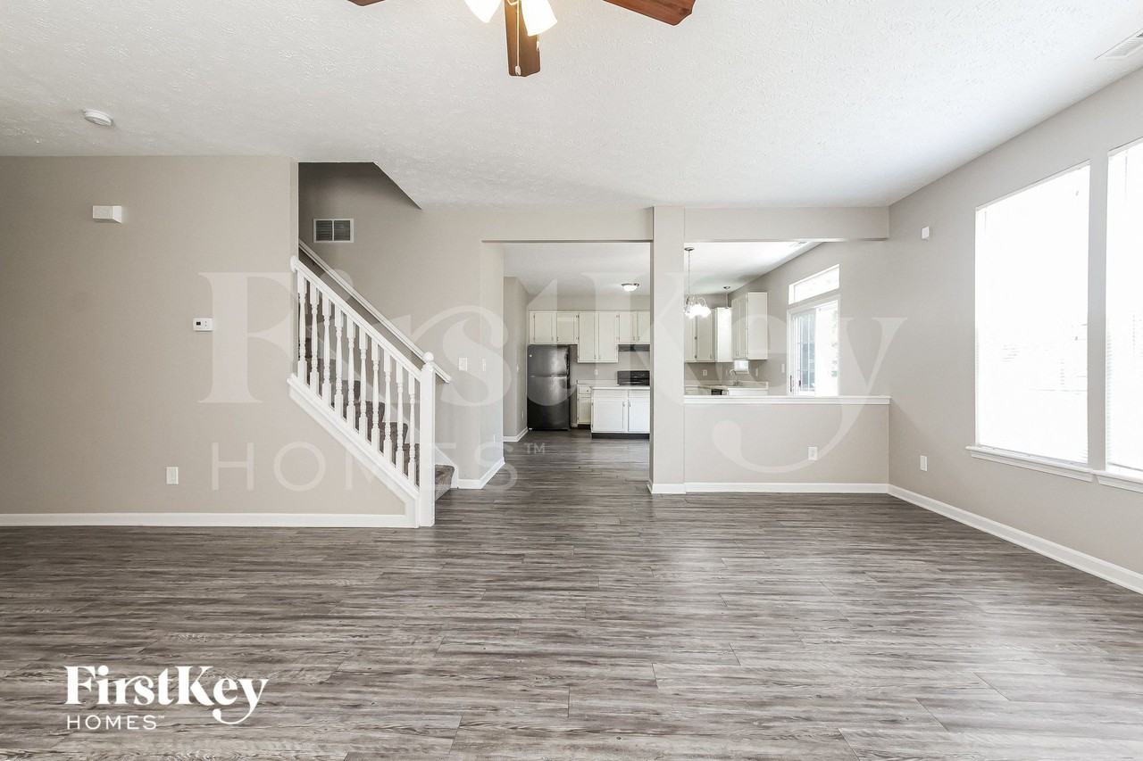 11333 Fairweather Pl - Photo 4 of 15