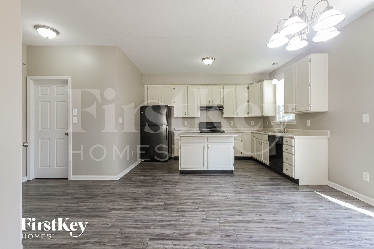 11333 Fairweather Pl - Photo 5 of 15