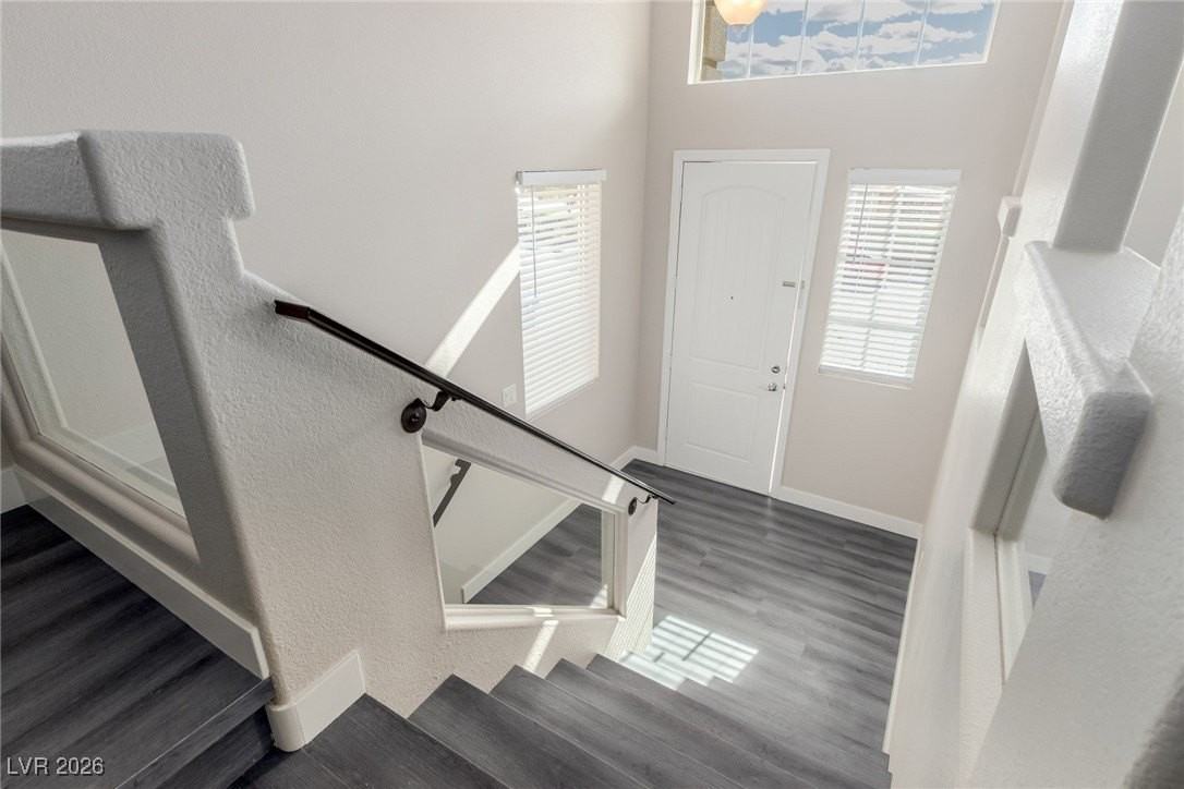 4648 W Camero Ave - Photo 7 of 48