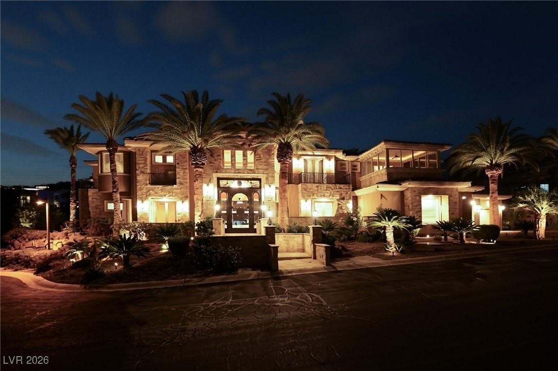 634 Saint Croix St - Photo 5 of 50