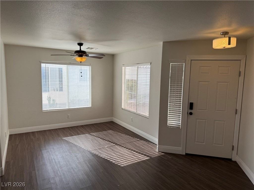 7624 License St - Photo 4 of 15