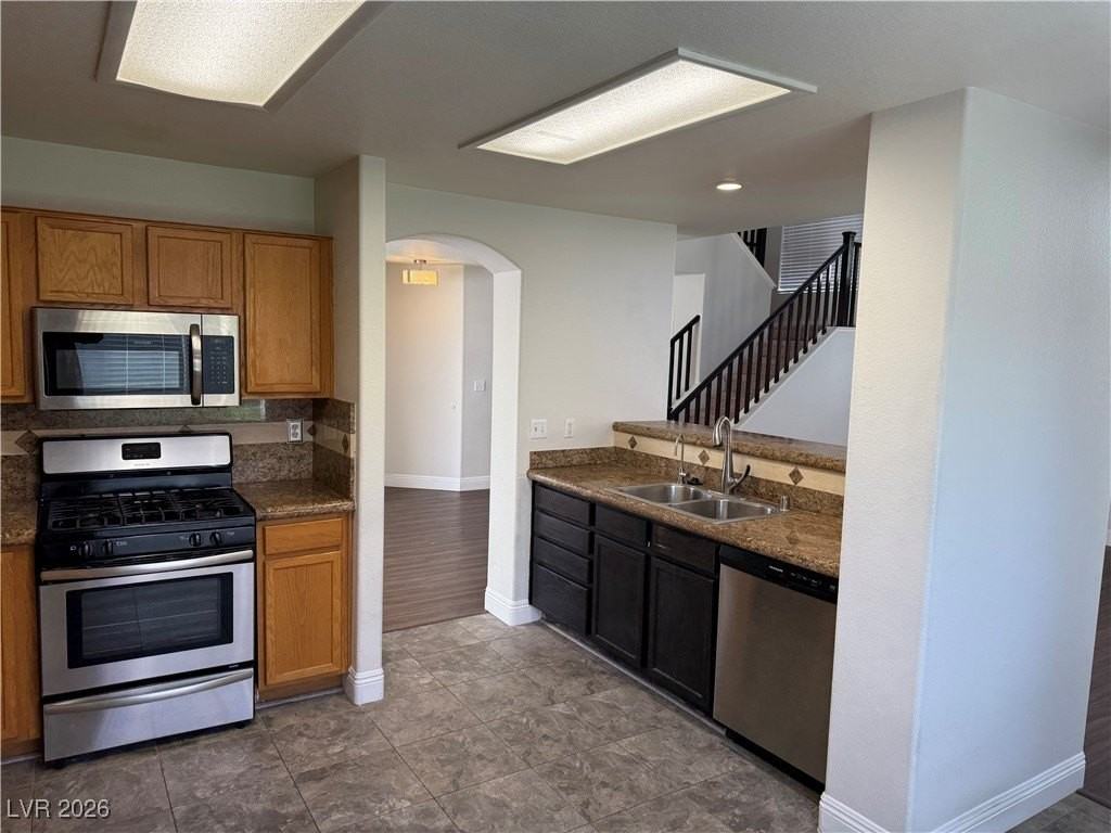 7624 License St - Photo 6 of 15