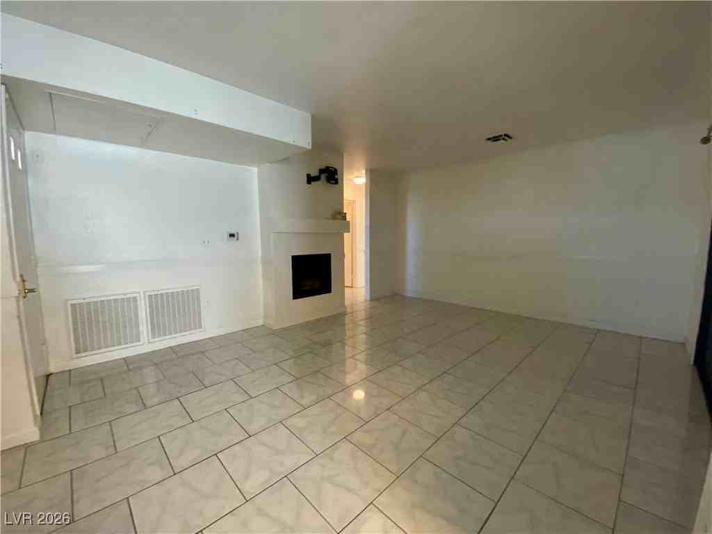 4835 S Torrey Pines Dr #103 - Photo 4 of 13