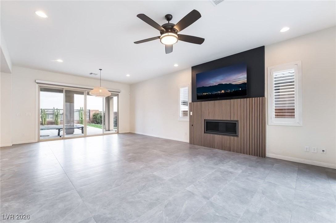 6348 Skystone St - Photo 3 of 33