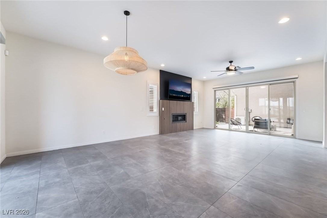 6348 Skystone St - Photo 7 of 33