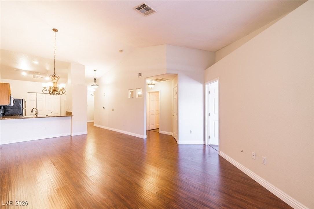 130 Tapatio St - Photo 4 of 20