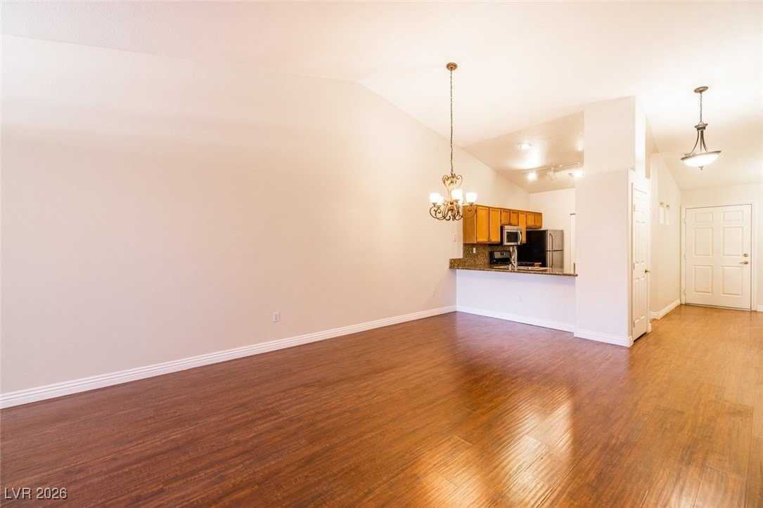 130 Tapatio St - Photo 5 of 20