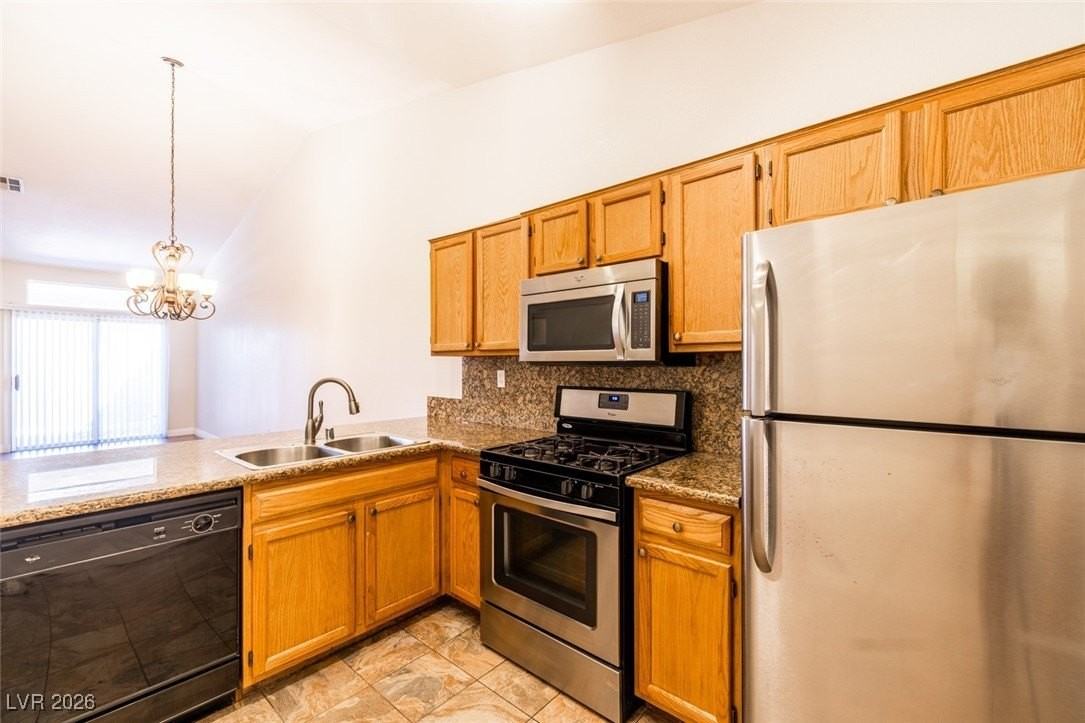 130 Tapatio St - Photo 6 of 20