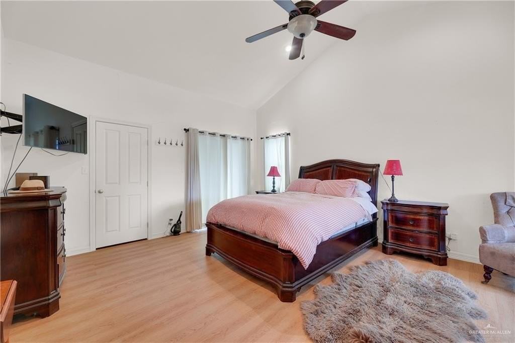 105 Sunflower Ave - Photo 6 of 24