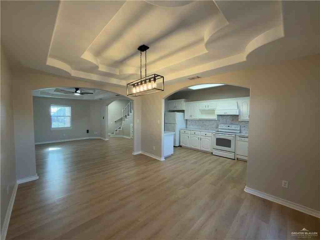 1007 Sumpter Ct - Photo 6 of 19