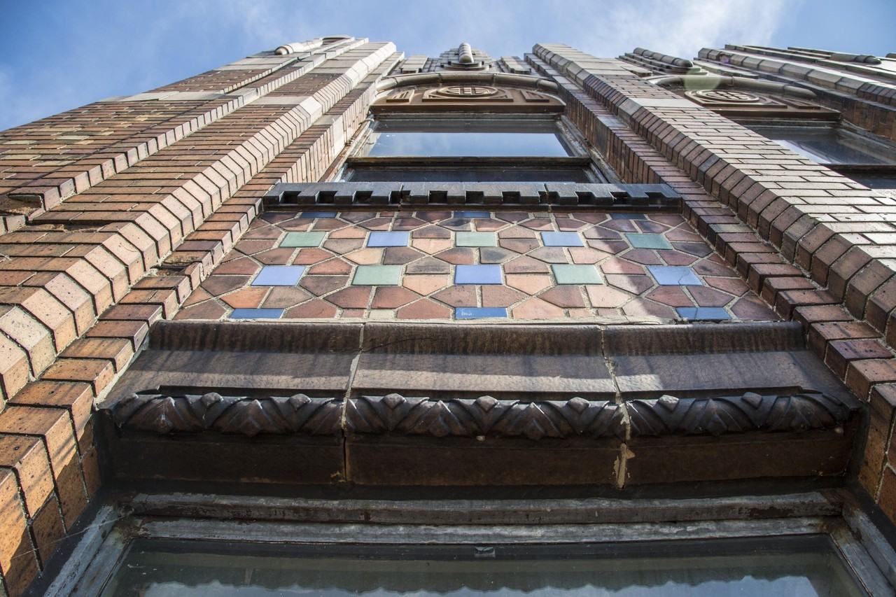 1150 Griswold St - Photo 2 of 12