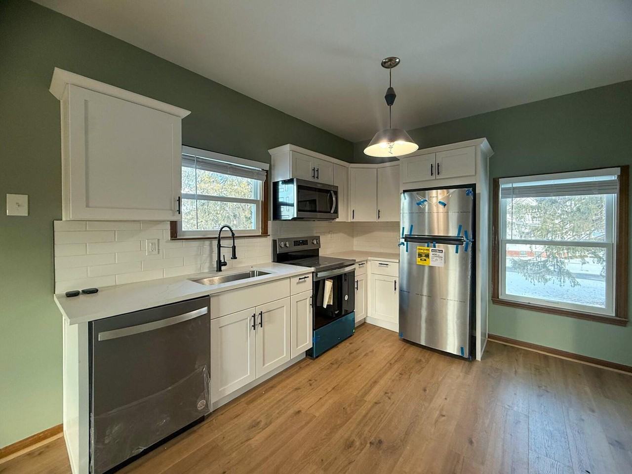 36465 Main Street unit: Upper - Photo 3 of 15