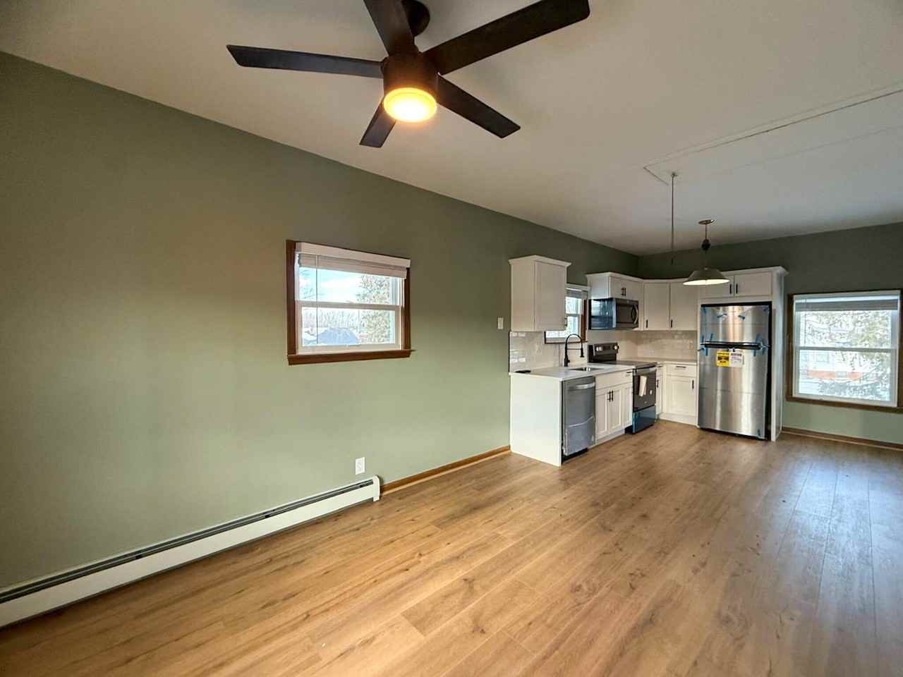 36465 Main Street unit: Upper - Photo 4 of 15