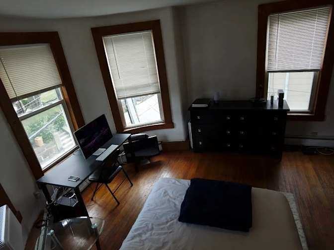 Oakland St - Photo 4 of 9