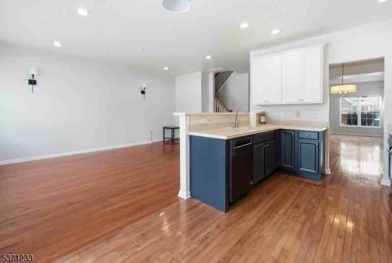 5 Indian Field Dr - Photo 4 of 18