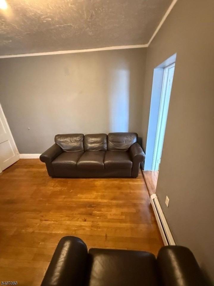 243 Lake St - Photo 7 of 16