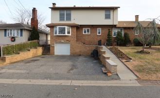 33 Fournier Cres - Photo 1 of 1