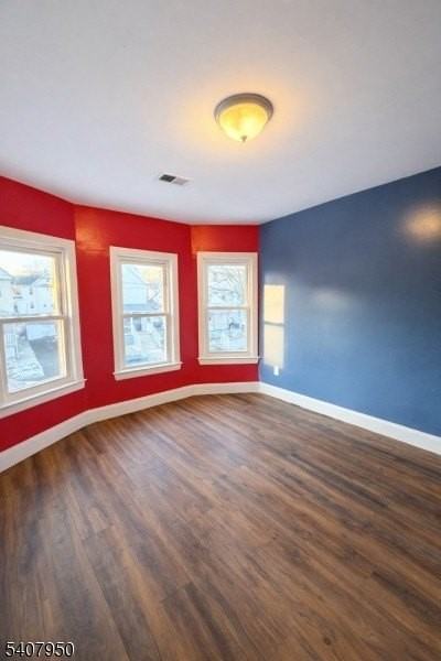 726 E 6th St #2 - Photo 4 of 10