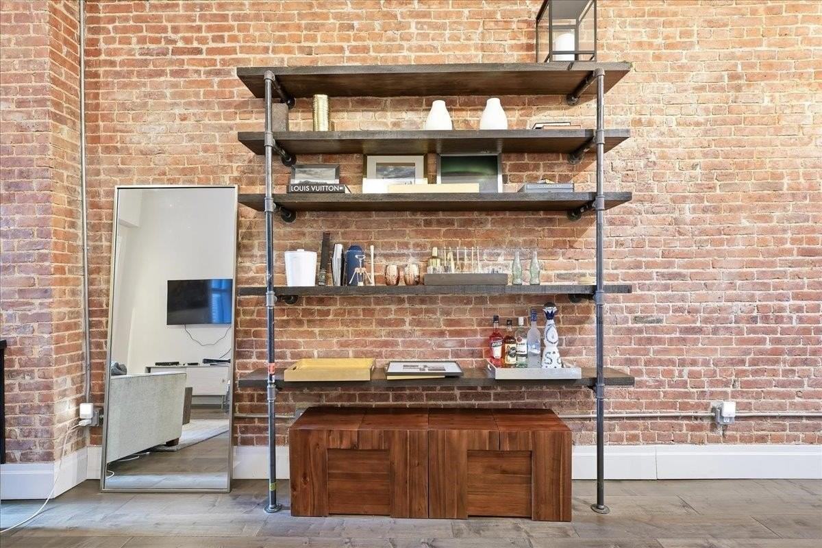 1122 Hudson St #5B - Photo 4 of 27