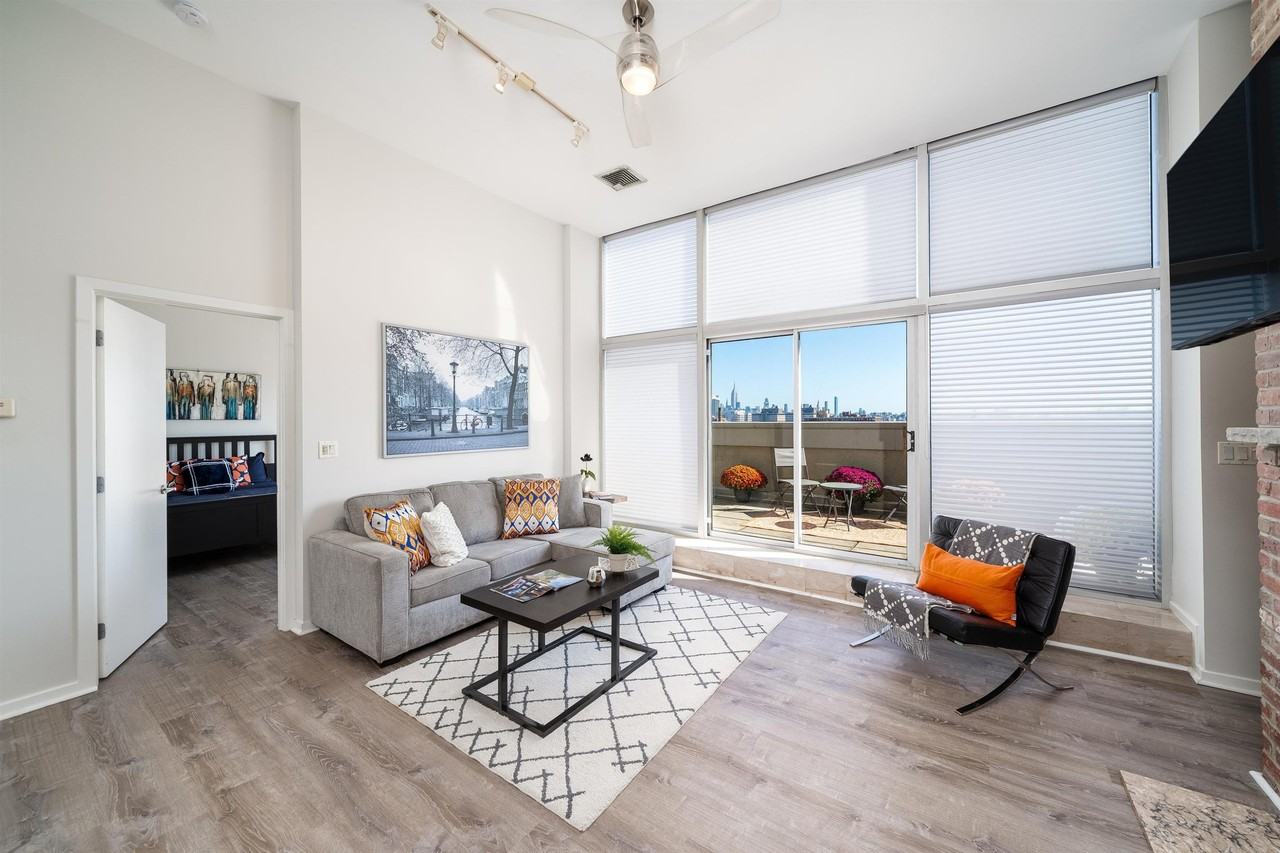 689 LUIS M MARIN BLVD #PH2A - Photo 4 of 29