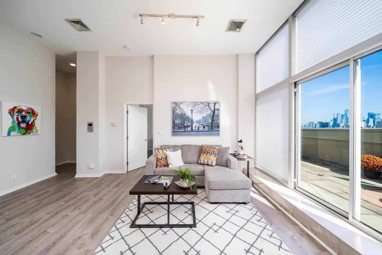 689 LUIS M MARIN BLVD #PH2A - Photo 5 of 29