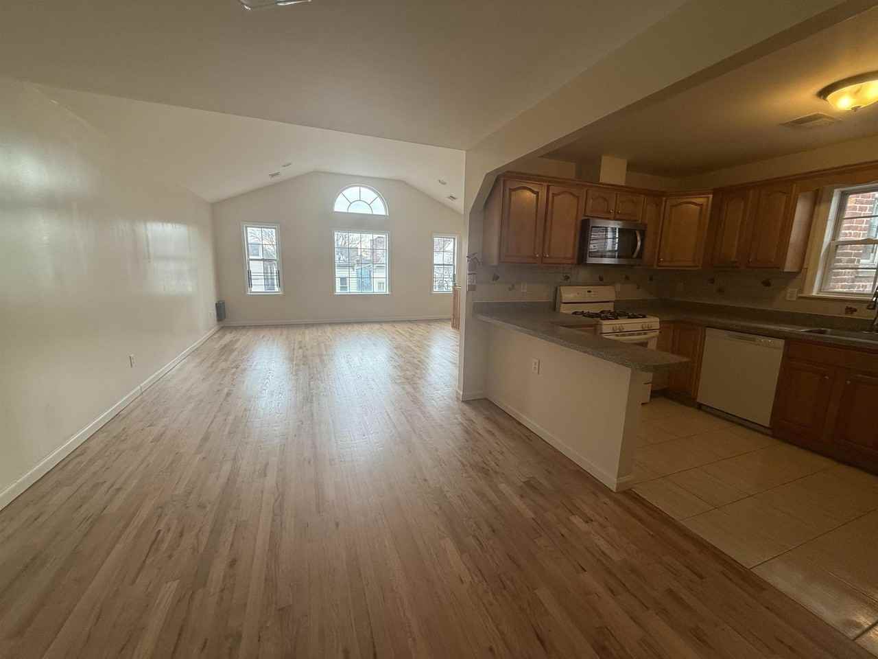 111 Ocean Ave #2 - Photo 4 of 13