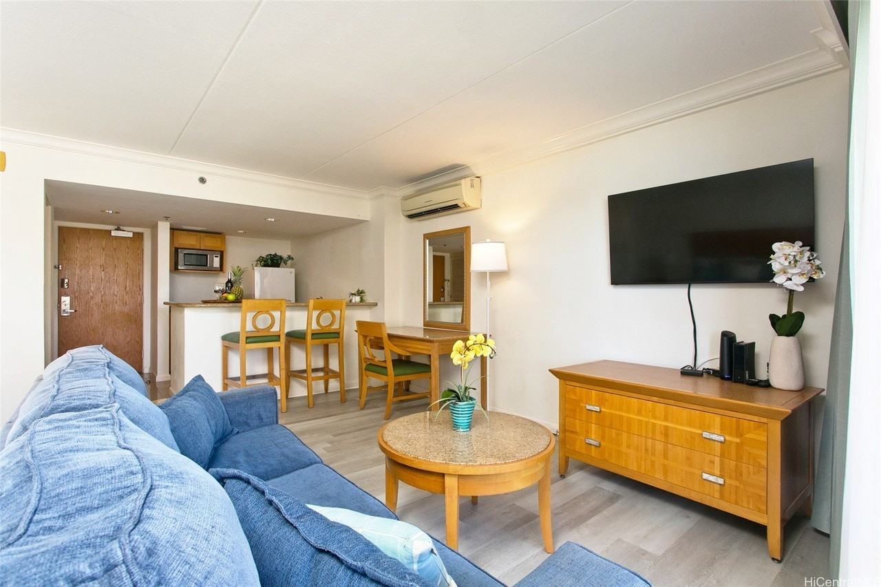 1777 Ala Moana Blvd Apt 1234 #1234 - Photo 3 of 15