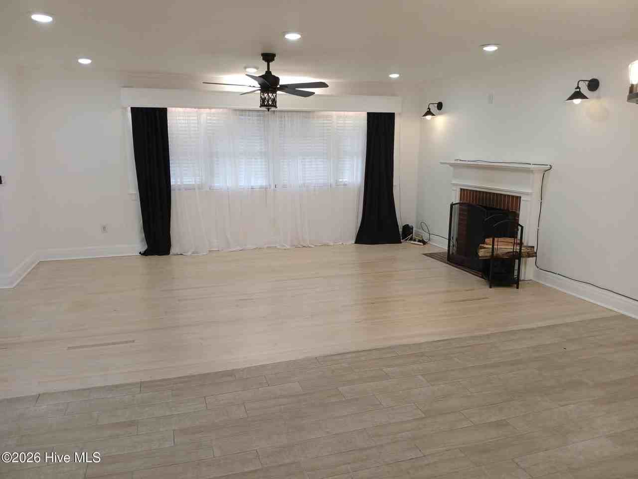 3826 Winston Blvd - Photo 4 of 16