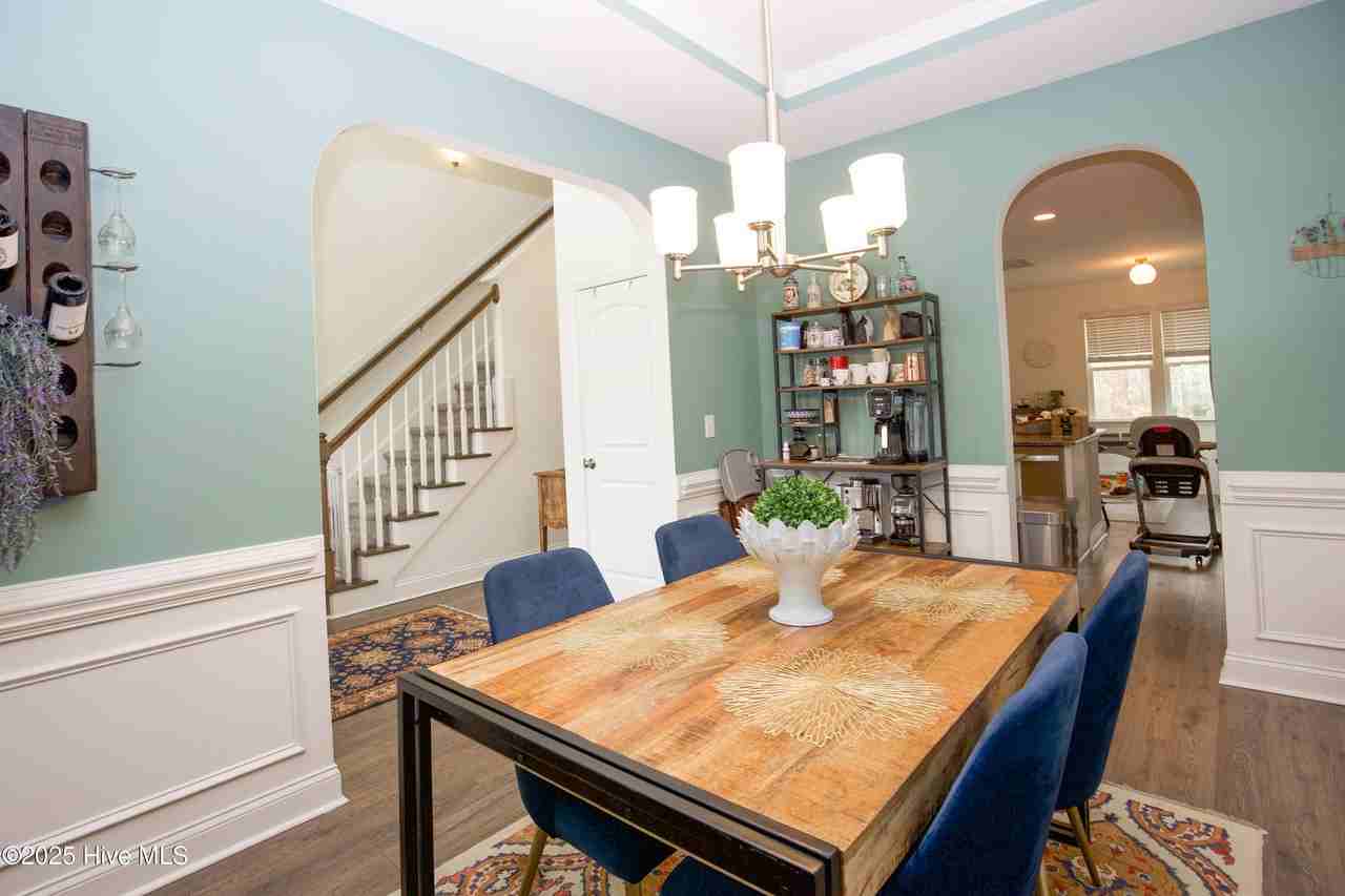 172 Mayfield Ct - Photo 4 of 45