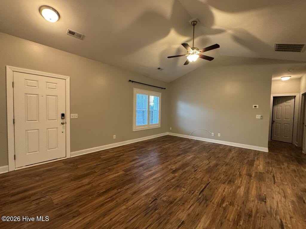 106 Moonstone Ct - Photo 2 of 19