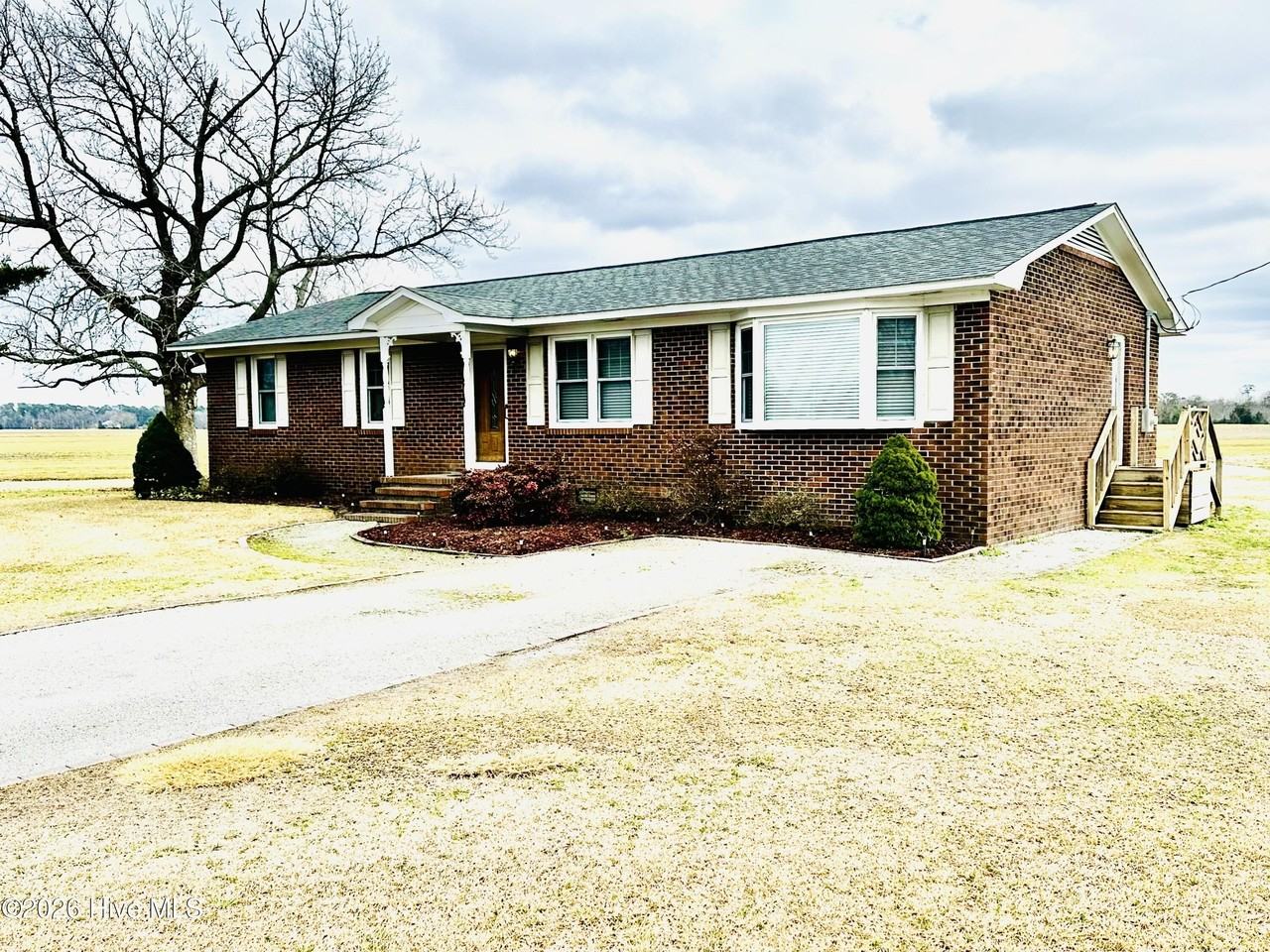 156 Stella Rd - Photo 2 of 12