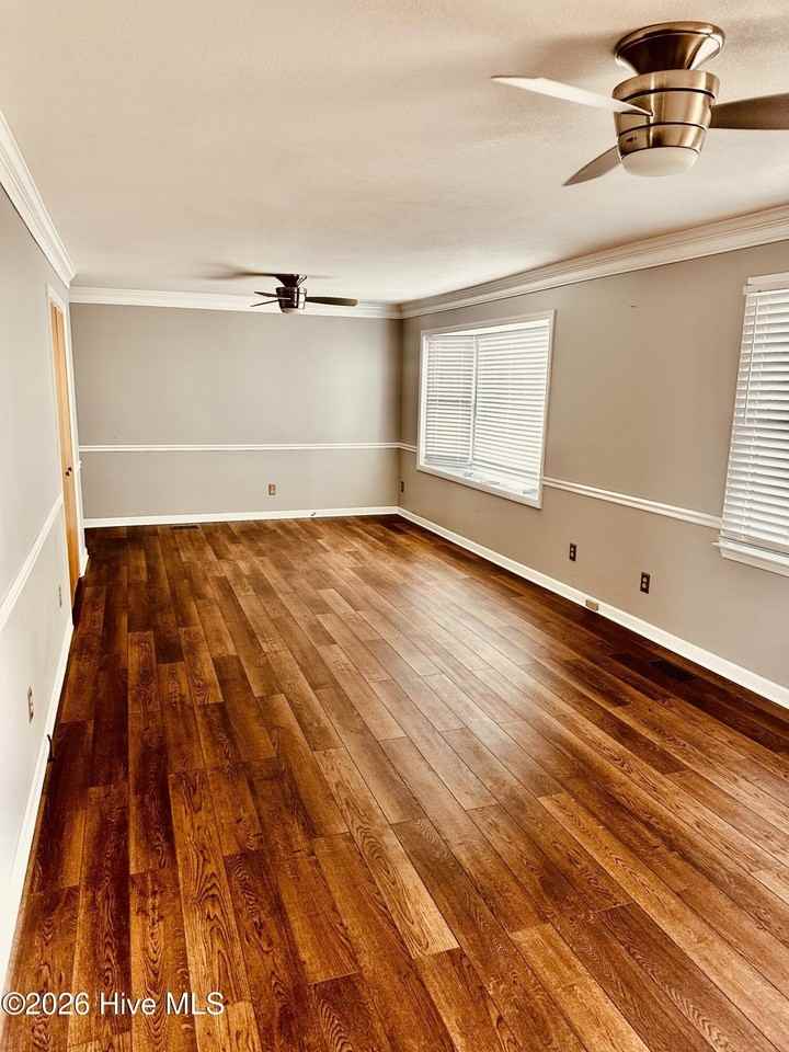 156 Stella Rd - Photo 6 of 12