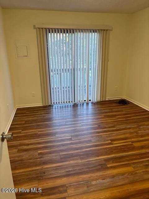 3821 Symi Cir Apt 5 #5 - Photo 7 of 9