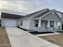 featured image of 415 Elsmore Dr