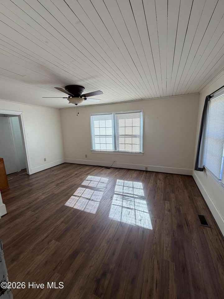 5835 Nc Highway 231 - Photo 6 of 11