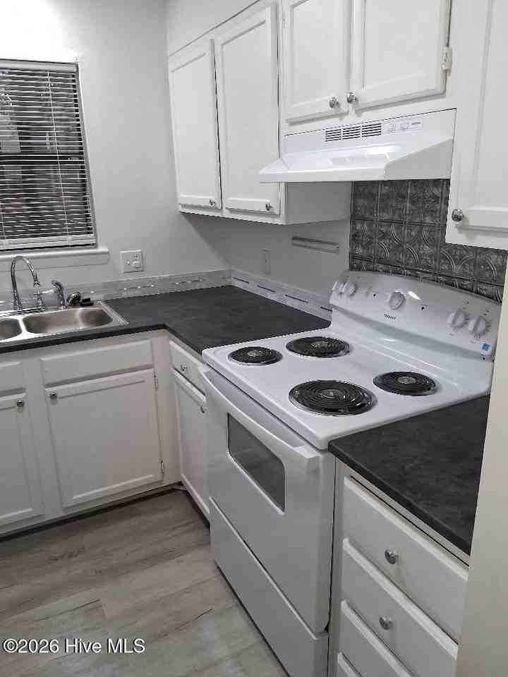 614 Montclair Dr Apt A #A - Photo 4 of 19