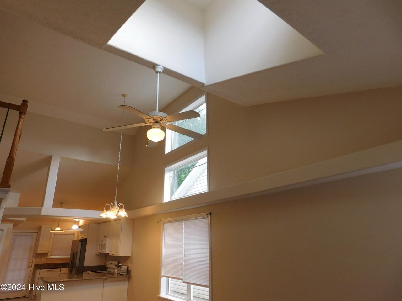 4028 Arbor Green Way - Photo 5 of 28