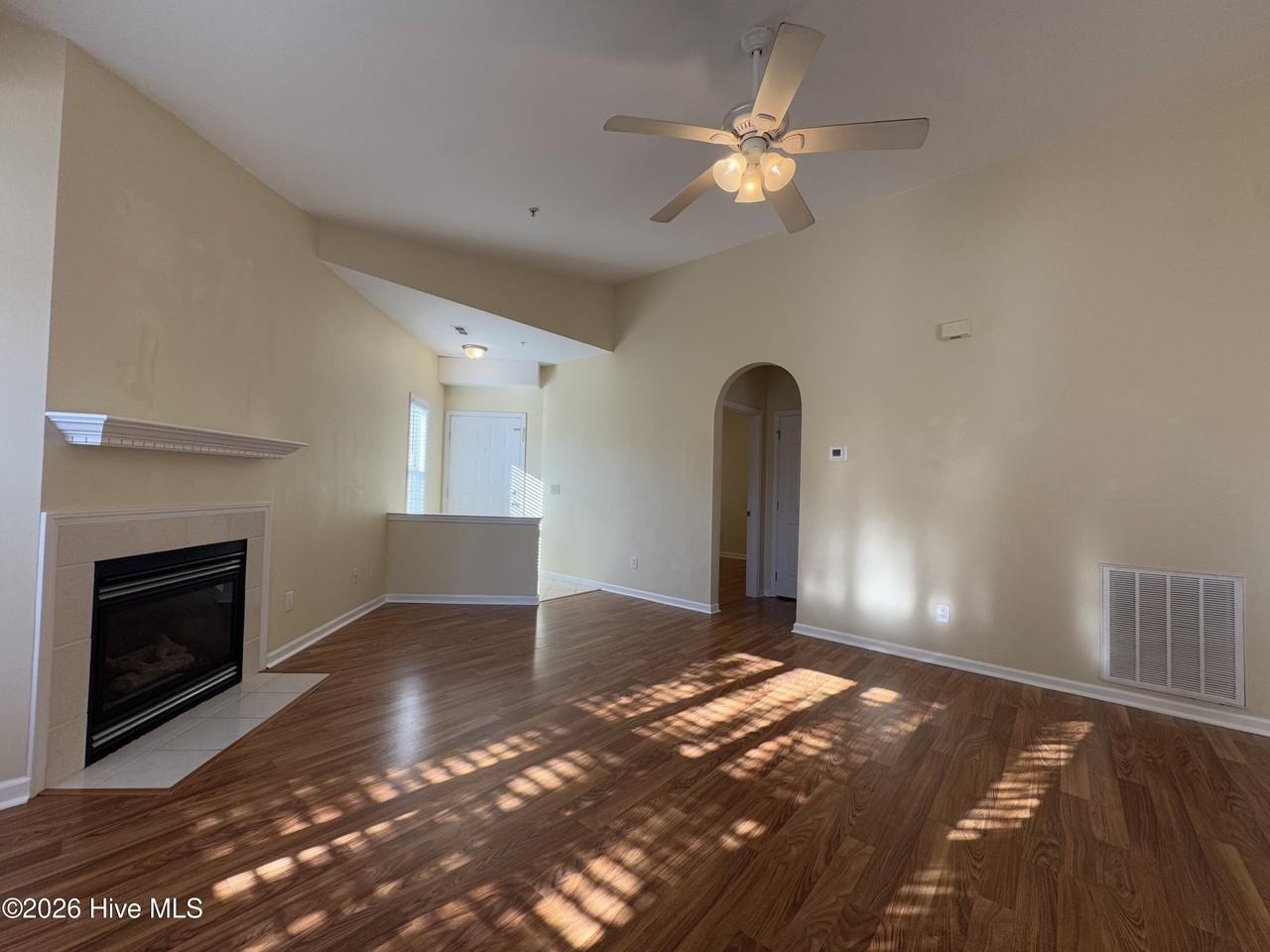 211 Fullford Ln Unit 204 #204 - Photo 5 of 21