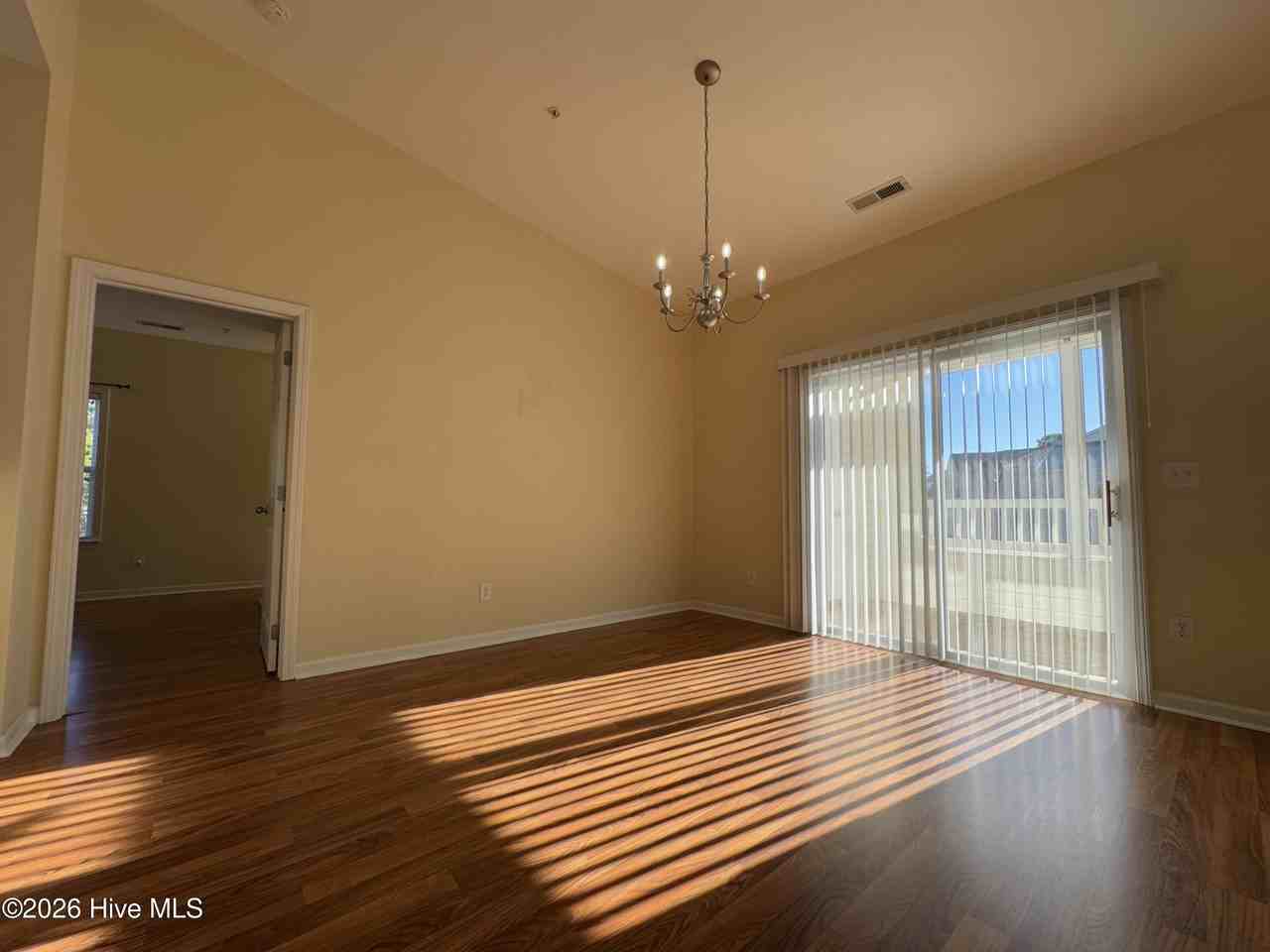 211 Fullford Ln Unit 204 #204 - Photo 7 of 21