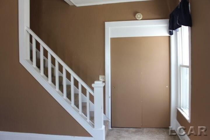 118 Clinton St - Photo 4 of 10