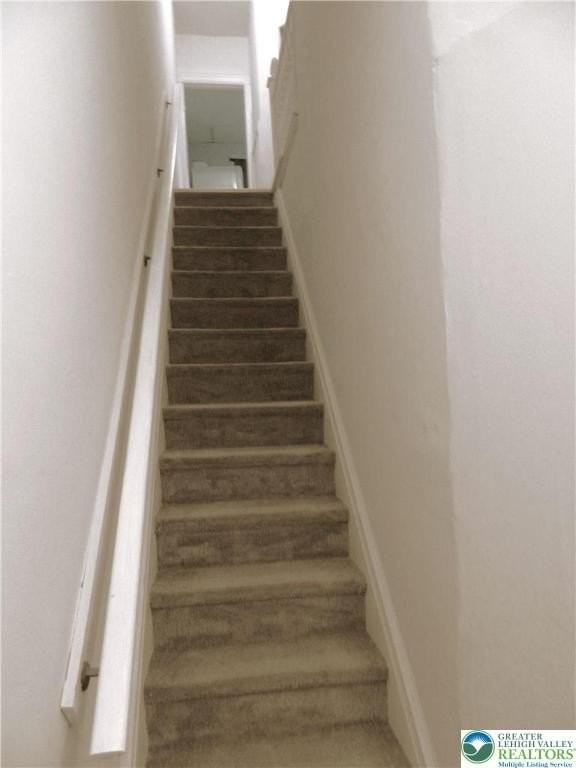 322 N Franklin St Unit 2 #2-2ndFL - Photo 4 of 19