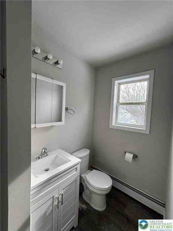 818 William St - Photo 5 of 8