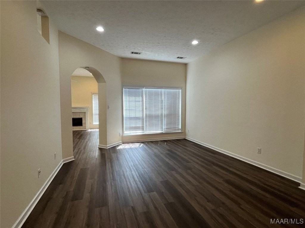 2486 Chancellor Ridge Rd - Photo 5 of 28