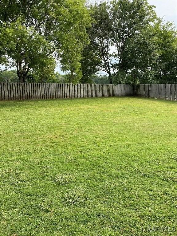 9520 Helmsley Cir - Photo 4 of 20