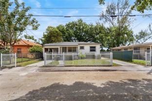 4853 Nw 15th Ave #4853 - Photo 1 of 1