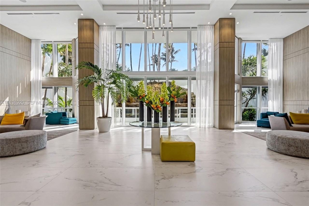 21055 Ne 37th Ave #1603 - Photo 2 of 48